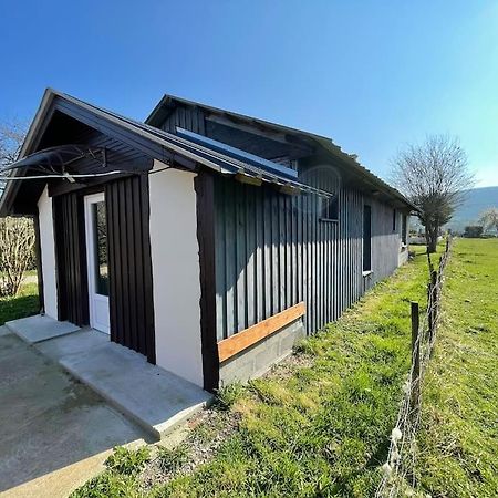 Petite Maison Chaleureuse Des Boucles De La Seine Le Mesnil-sous-Jumièges エクステリア 写真